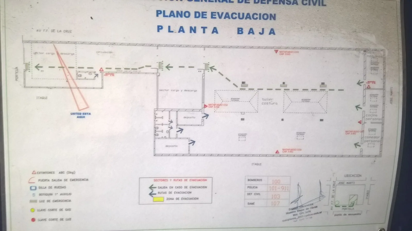 Galpon /Depósito en Planta Baja y mas de 11 habitaciones en Planta Alta, todo junto o por separado foto 5