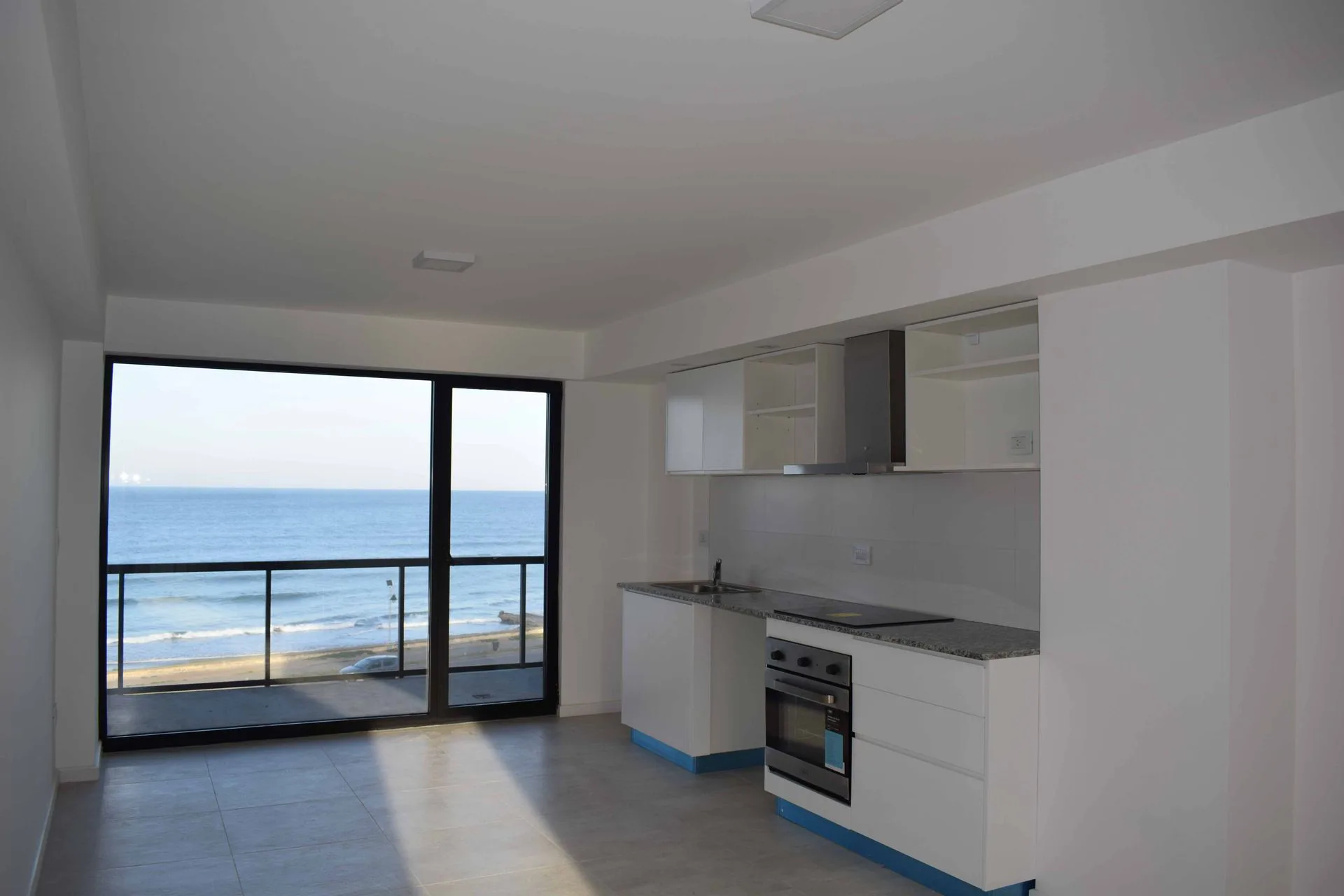Venta Semi piso a Estrenar frente al mar Tromarco foto 2