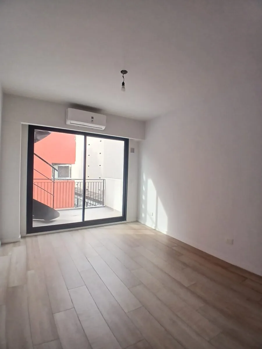 Se Vende un Hermoso Departamento de 2 ambientes de Categoría a Estrenar - Caballito foto 3