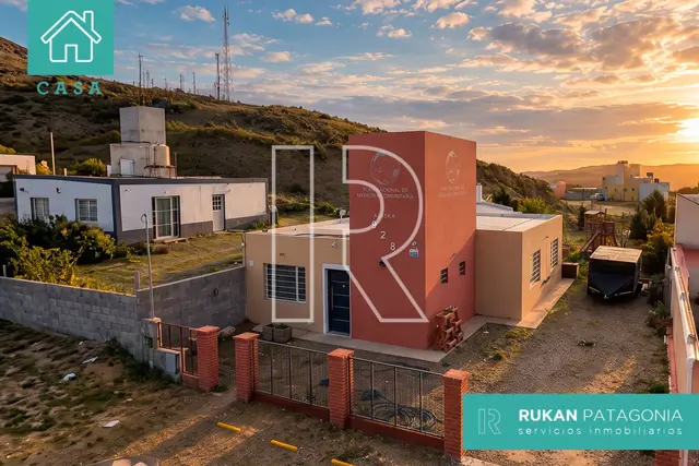 #AlquilerRUKAN | Casa 2 Habitaciones + Quincho | Barrio 13 DE DICIEMBRE | Calle ALAZKA | Caleta Olivia.-