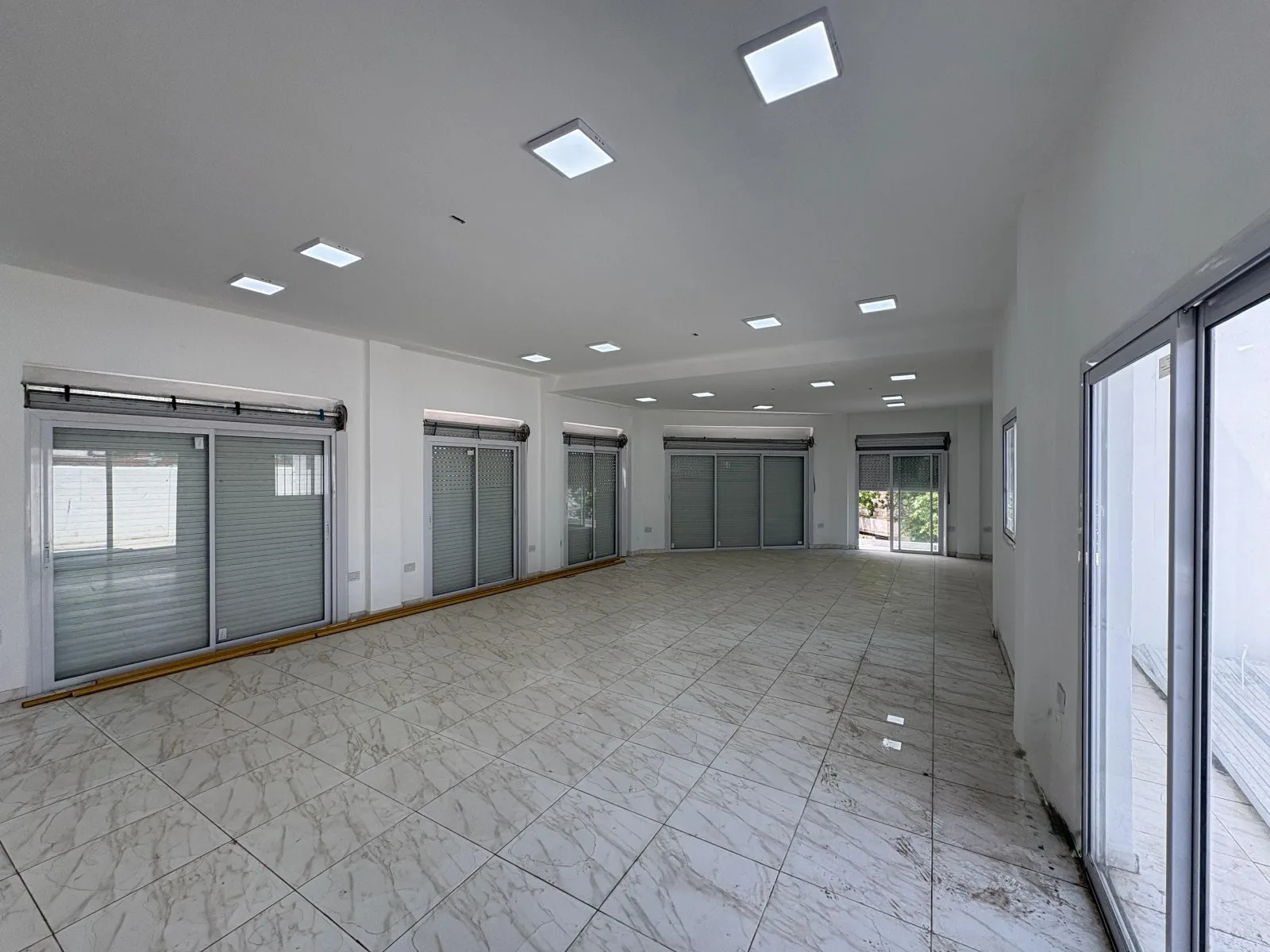 Alquiler de Local, Oficina o Consultorio a Estrenar en Planta Alta foto 3