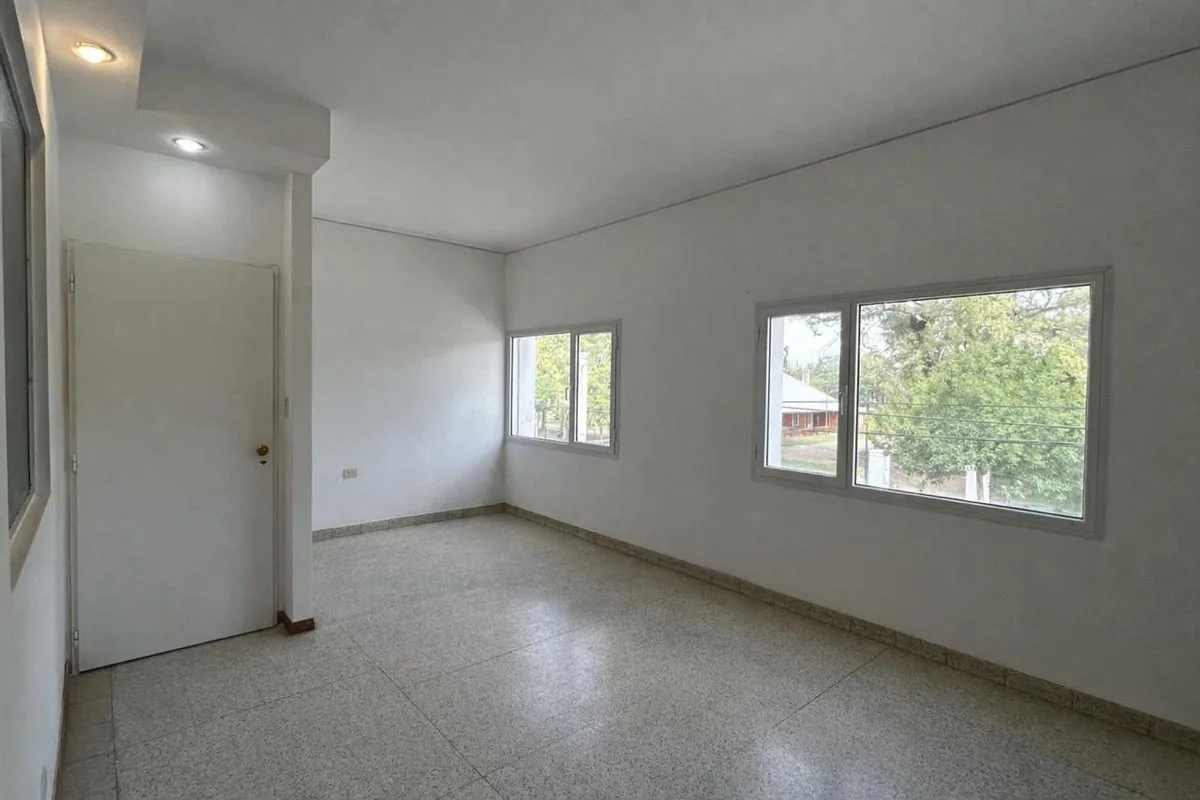 ALQUILER DE OFICINAS CONSULTORIOS, CIPOLLETTI