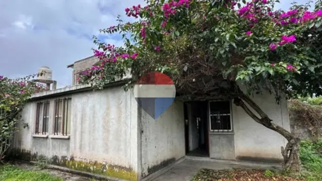 CASA EN VENTA 2 DORMITORIOS ALTO COMEDERO