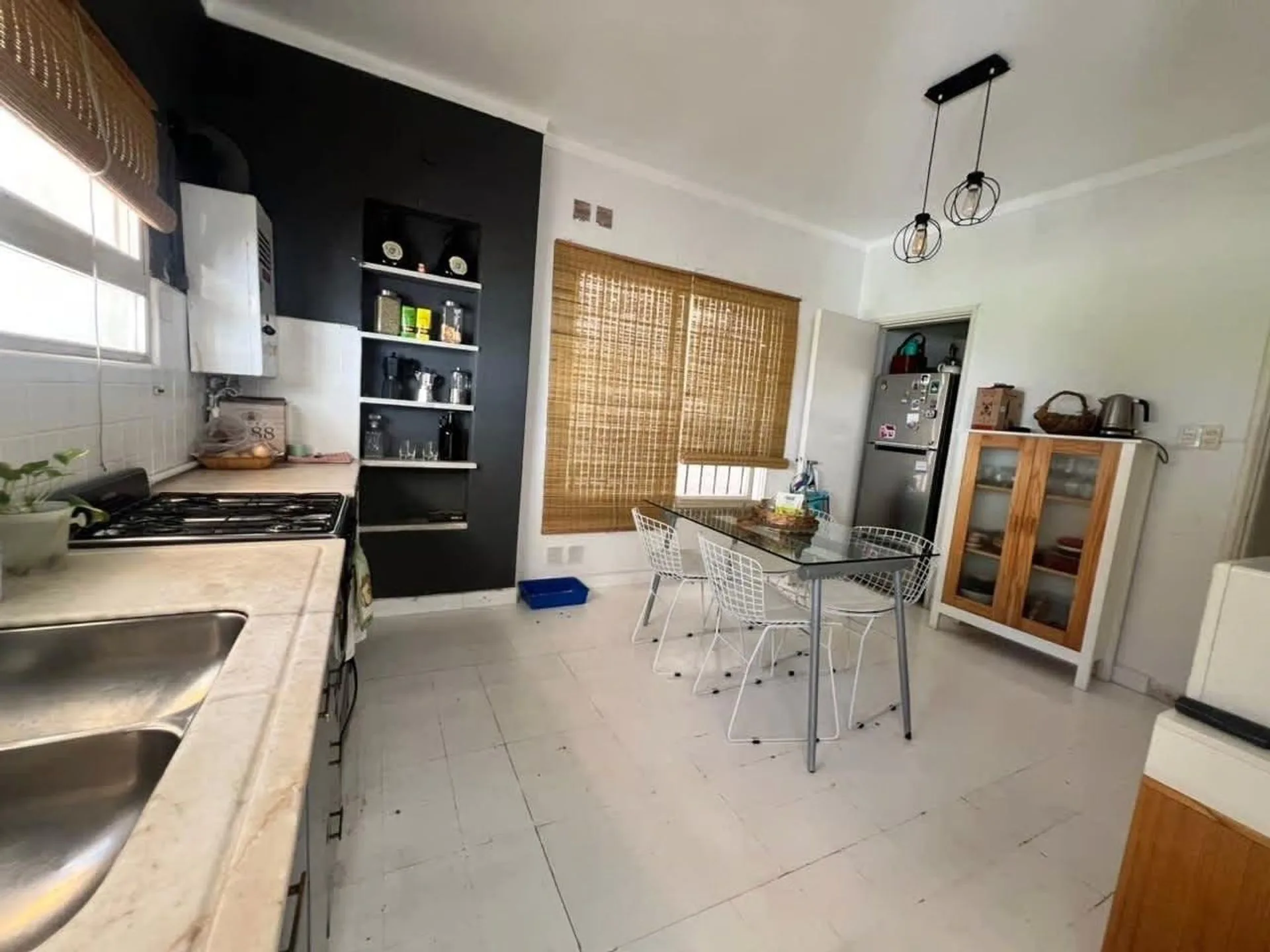 Casa en Venta Sobre Boulevard Pellegrini foto 4