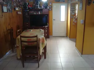 LONGCHAMPS: BARRIO POLICIAL. DUPLEX  3 DORMITORIOS C/ PARQUE  y GARAGE PARA DOS AUTOS ***EXCELENTE OPORTUNIDAD*** foto 4