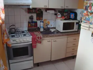 LONGCHAMPS: BARRIO POLICIAL. DUPLEX  3 DORMITORIOS C/ PARQUE  y GARAGE PARA DOS AUTOS ***EXCELENTE OPORTUNIDAD*** foto 5