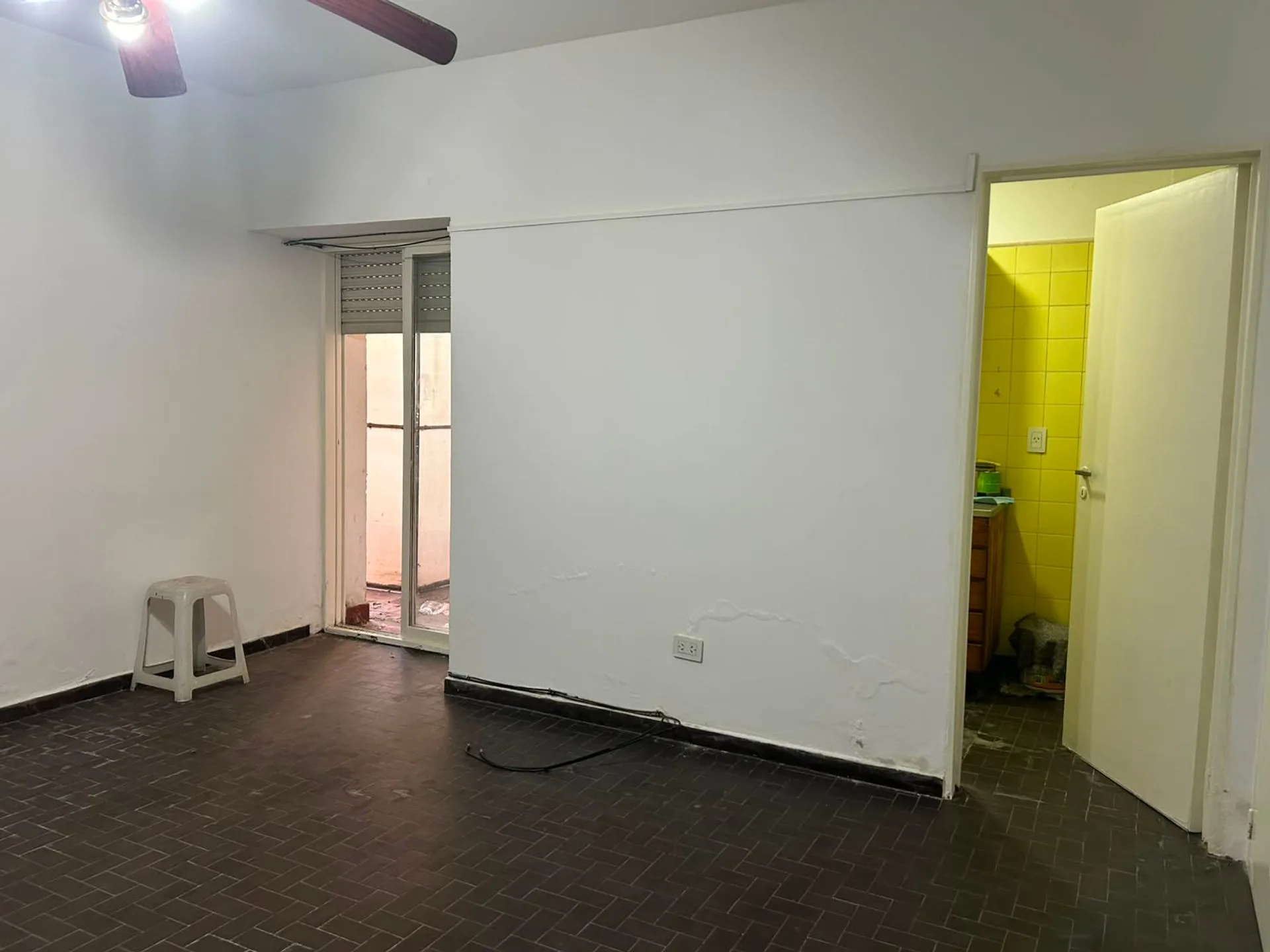 Departamento 2 Ambientes con Patio en Venta foto 3