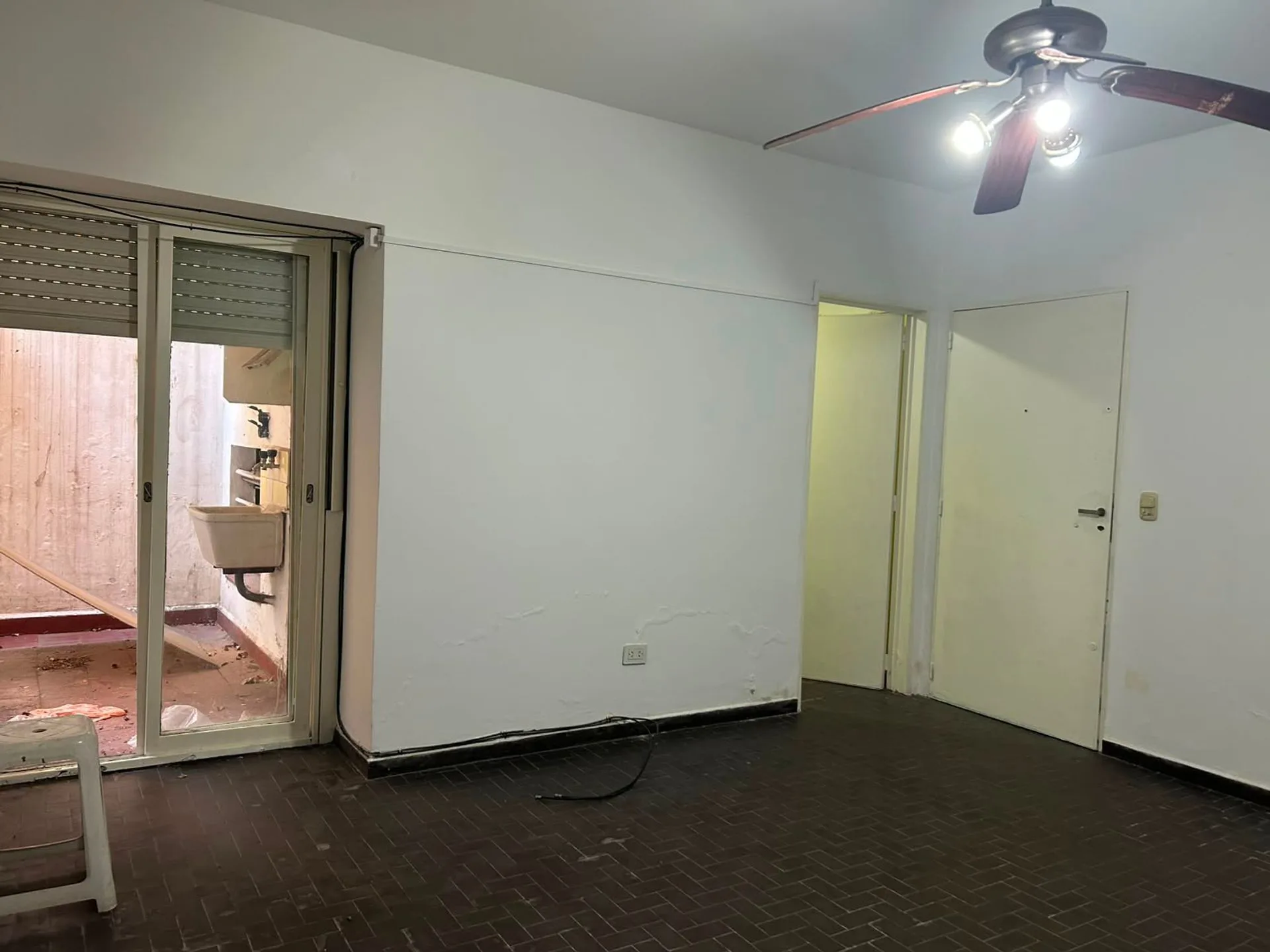 Departamento 2 Ambientes con Patio en Venta foto 5