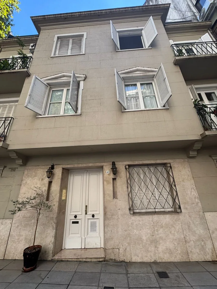 Departamento 2 Ambientes | Edificio Residencial | 1er Piso por escalera foto 2