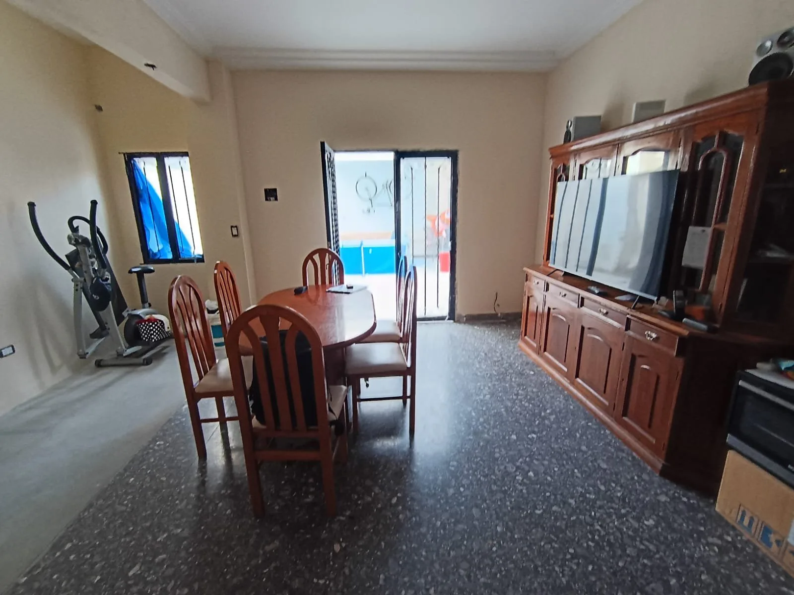 TERRENO EN VENTA CON POSIBILIDAD DE CONSTRUIR EN ALTURA -OPORTUNIDAD, Avenida Cruz 6900 - Villa Lugano foto 3