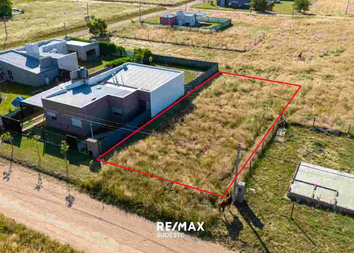 LOTE B° LAS CAÑITAS GUARDIA VIEJA 3500 foto 4