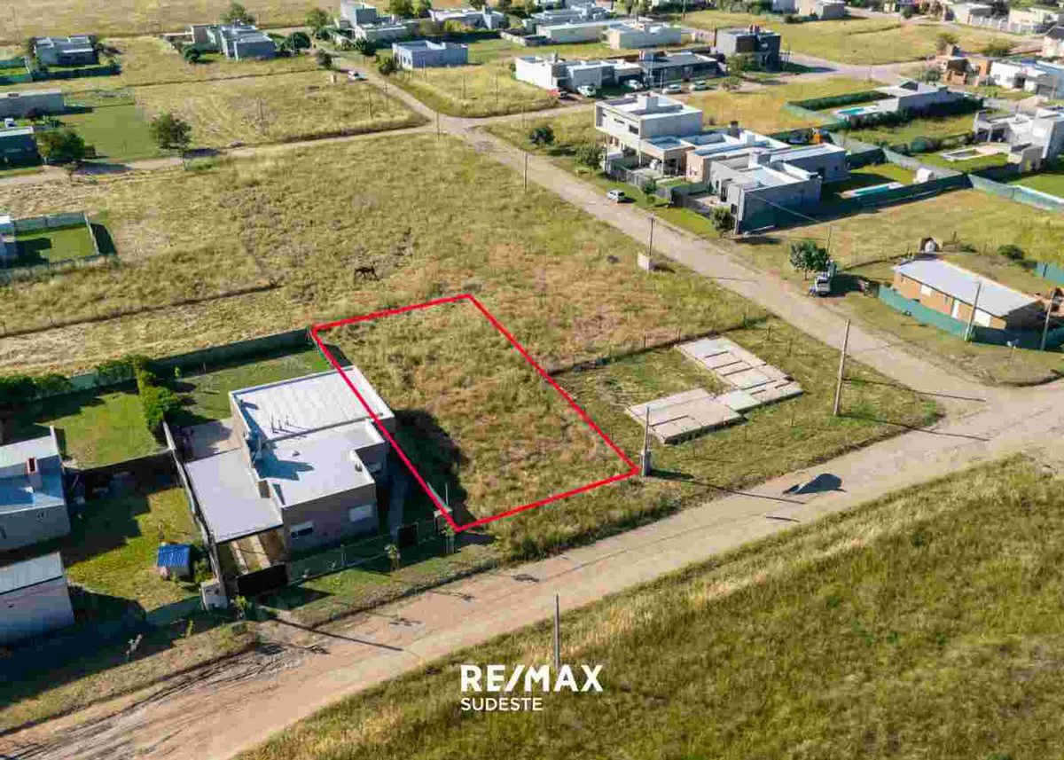 LOTE B° LAS CAÑITAS GUARDIA VIEJA 3500 foto 5