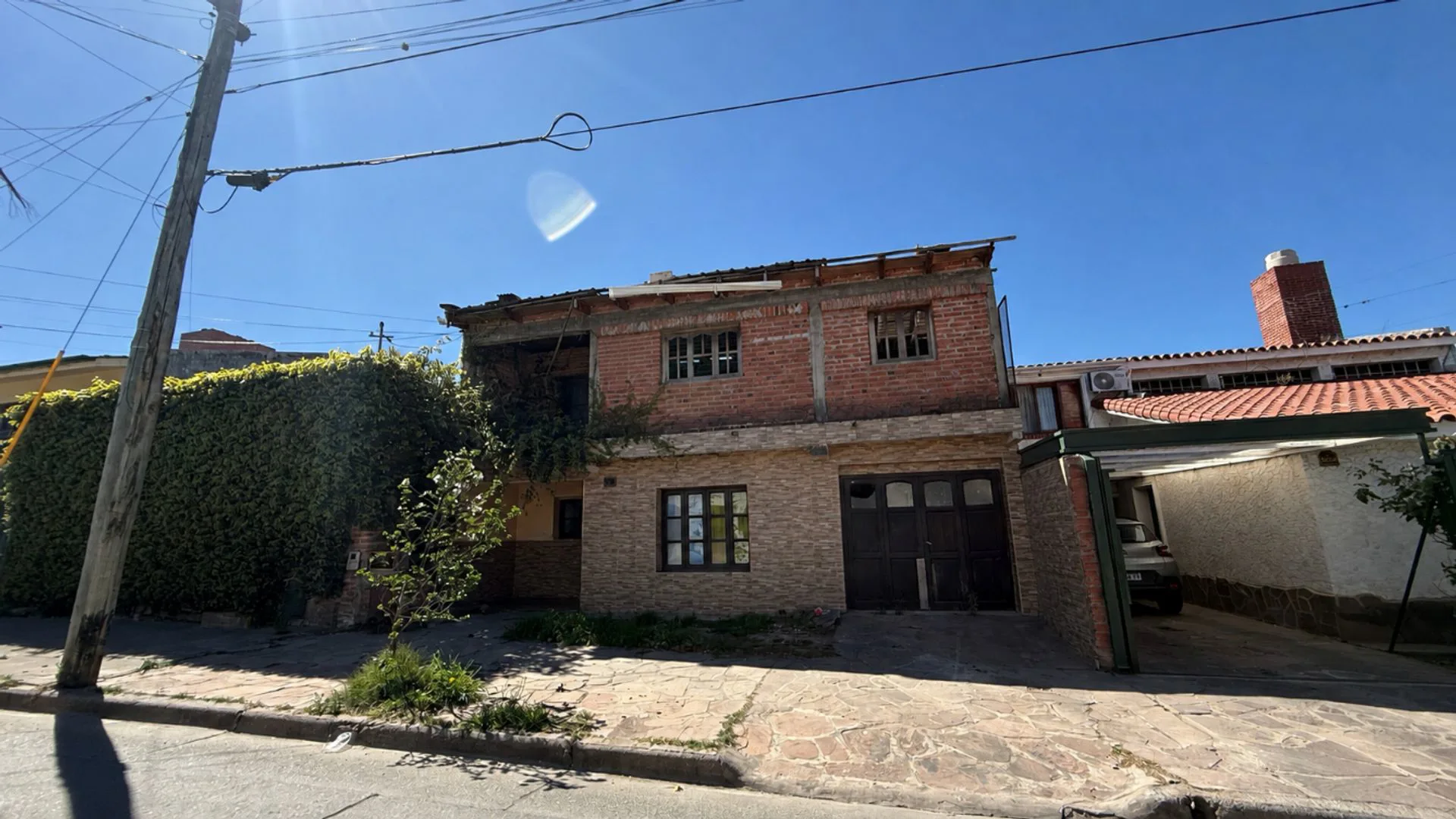 VENTA CASA DE 5 DORMITORIOS BARRIO CIUDAD DE NIEVA foto 2