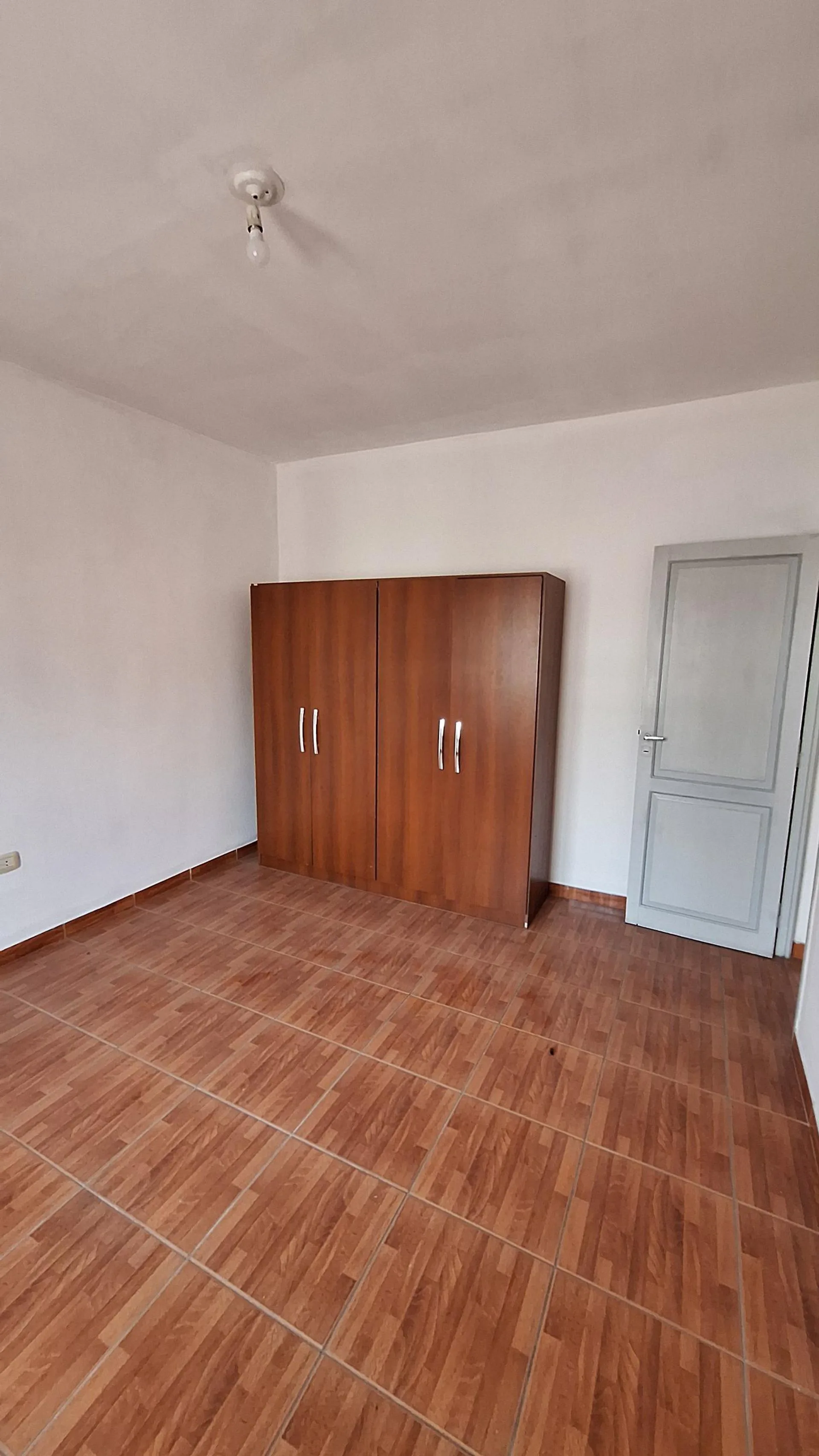 Venta Casa para refaccionar Gauymallén foto 5