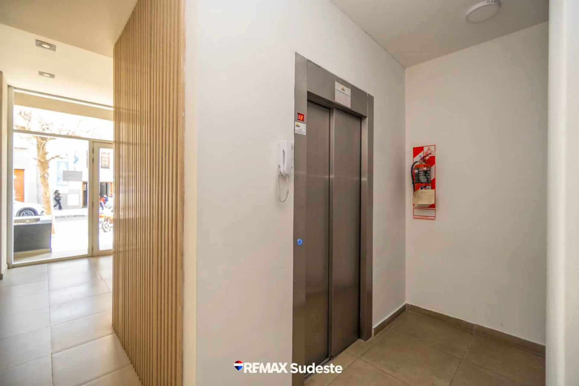 Semipiso de Dos dormitorios, Dos baños y Cochera foto 5