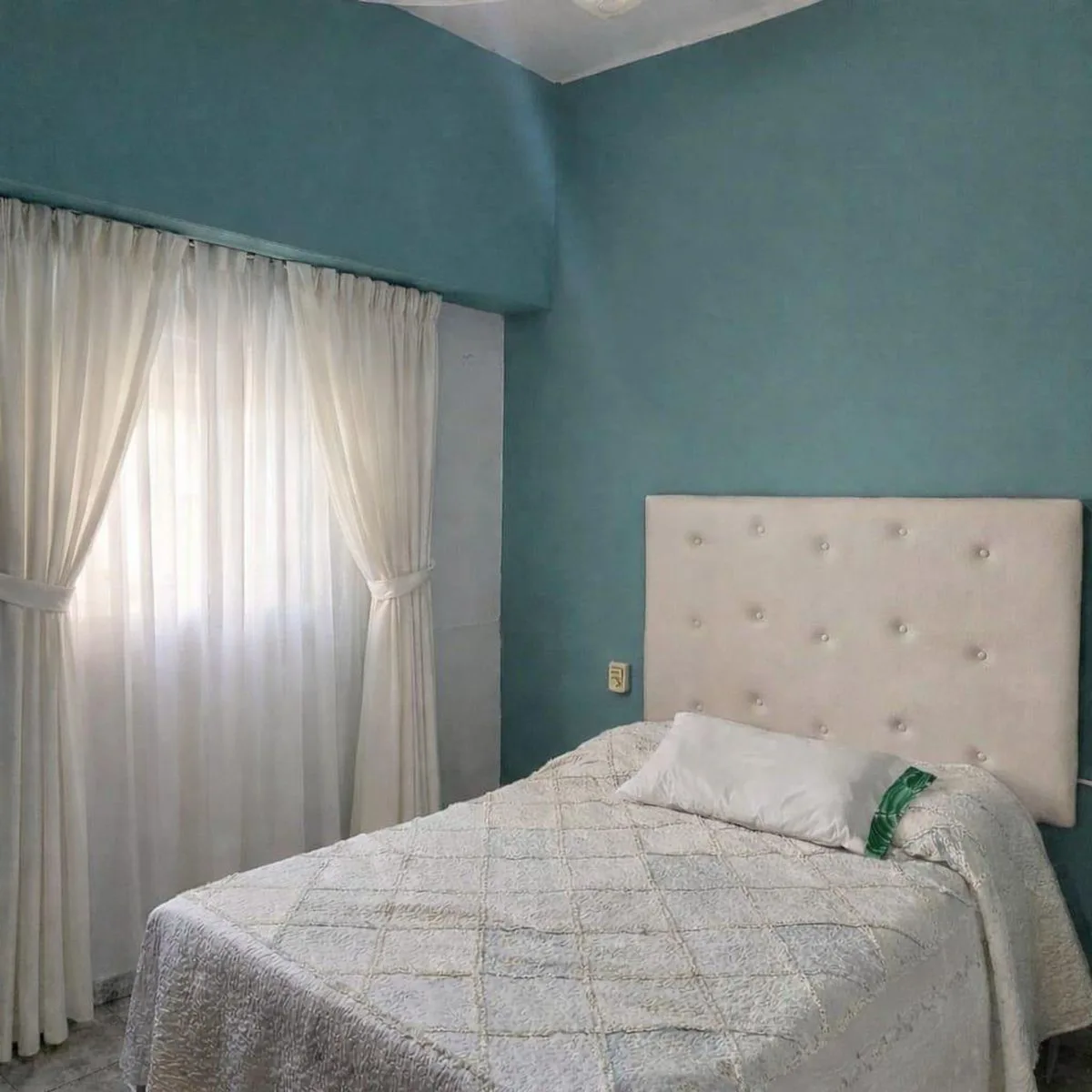 SE VENDE CASA - 2 HABITACIONES- BARRIO CATEDRAL foto 5