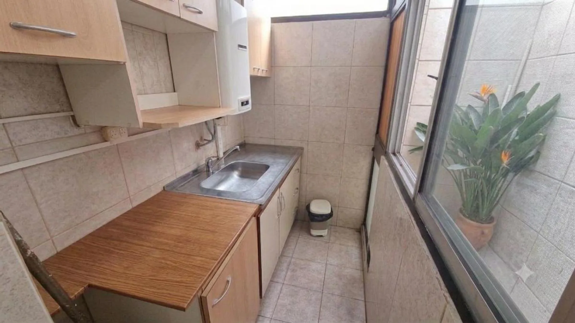 Alquiler Monoambiente apto prof Alto Palermo foto 3