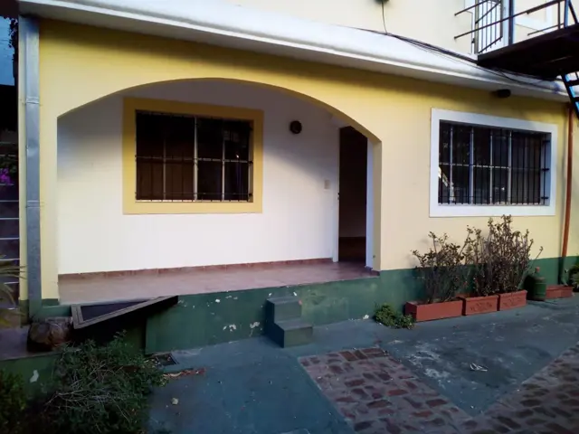 DEPARTAMENTO 3 AMB PLANTA BAJA CON PATIO , COCHERA. TIGRE MAIPU 313 COMPLEJO CON PISCINA