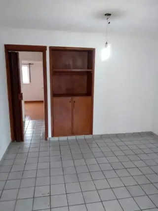SE ALQUILA DEPARTAMENTO 3 AMBIENTES EN TORRE GEMELAS (DIAGONAL SAN MARTIN) $9000 EXPENSAS INCLUIDAS foto 2