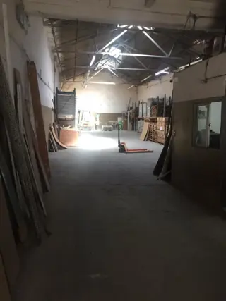 Galpón/deposito con Vivienda de 4 Ambientes, 360 m2 totales. foto 5