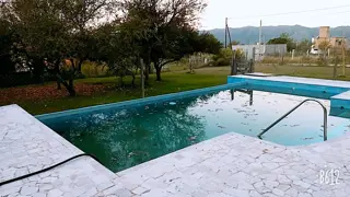 Nºref: 1125 Hermosa Casa en Siquiman con Pileta y gran parque foto 3