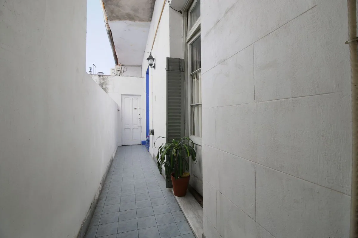 VENTA PH 4 AMBIENTES SAN CRISTOBAL CON TERRAZA foto 3