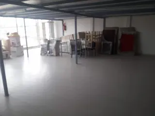 Local Deposito En Venta Perez Quintana 1300 foto 3