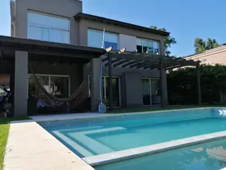 Excelente Casa - Altos del Sol foto 5