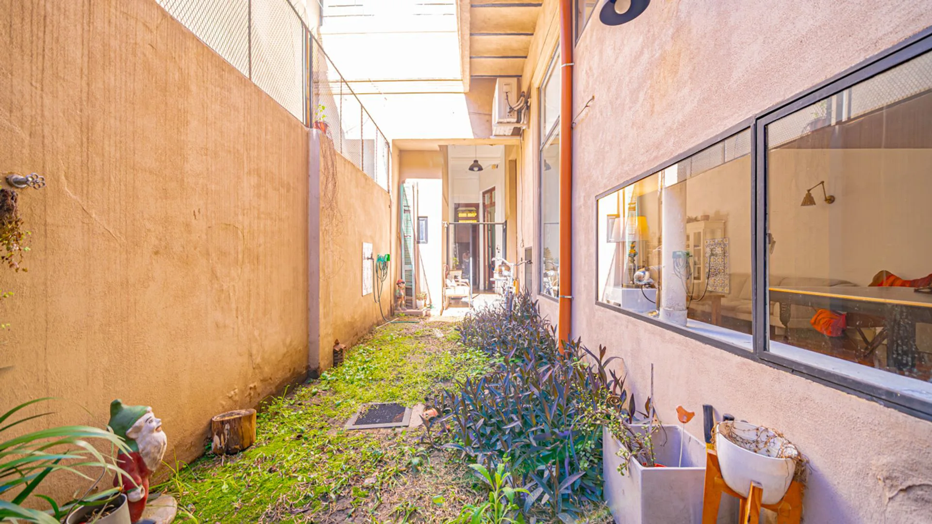 VENTA PH 3 AMBIENTES SAN CRISTOBAL CON JARDIN foto 3