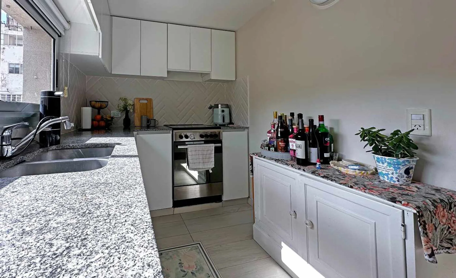 Dpto 3 amb en VENTA en ALMAGRO balcón y amenities foto 3