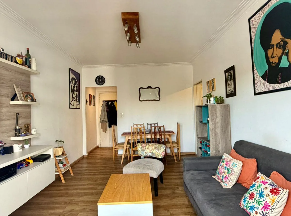 Venta Dpto 3 ambientes con Balcón Olivos foto 2