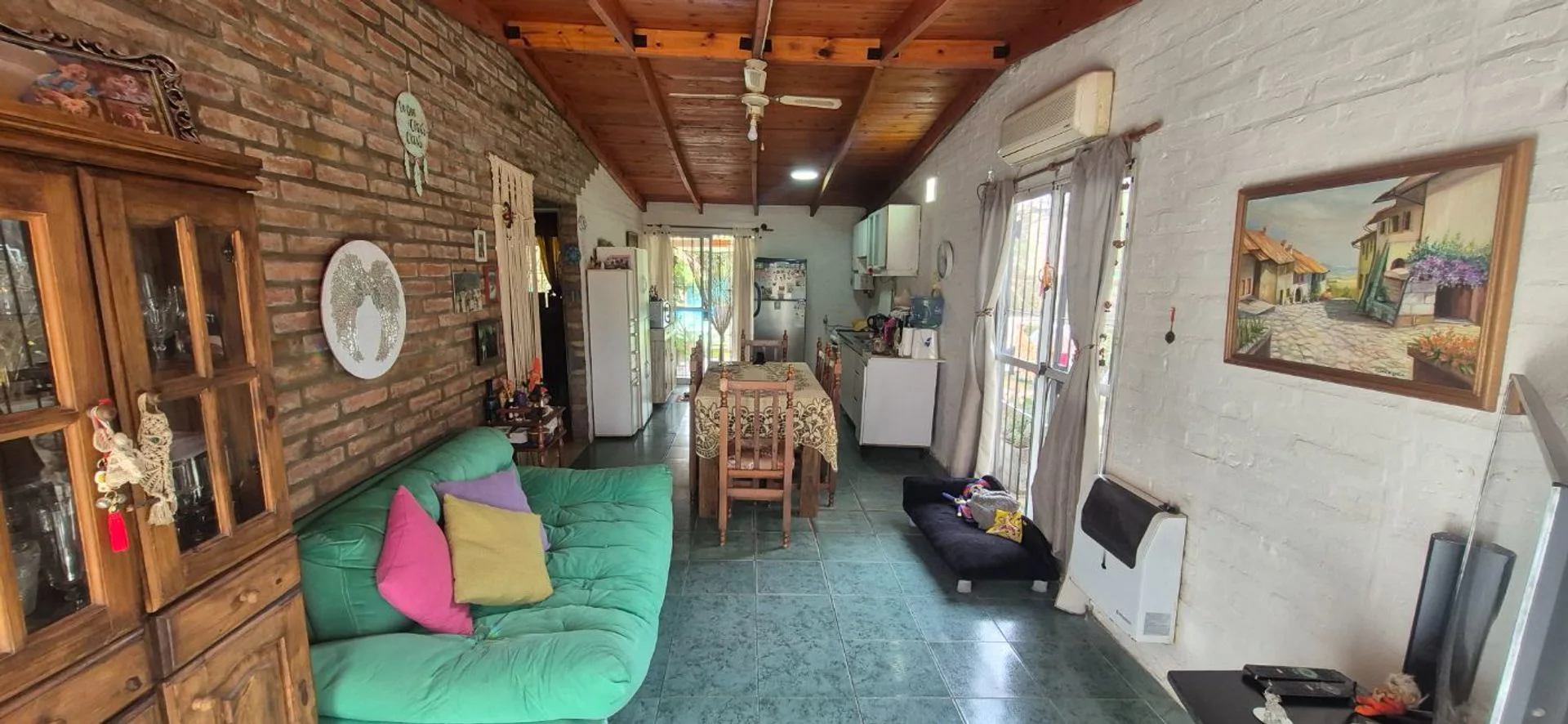 En Venta Casa de 2 dormitorios. Funes foto 3