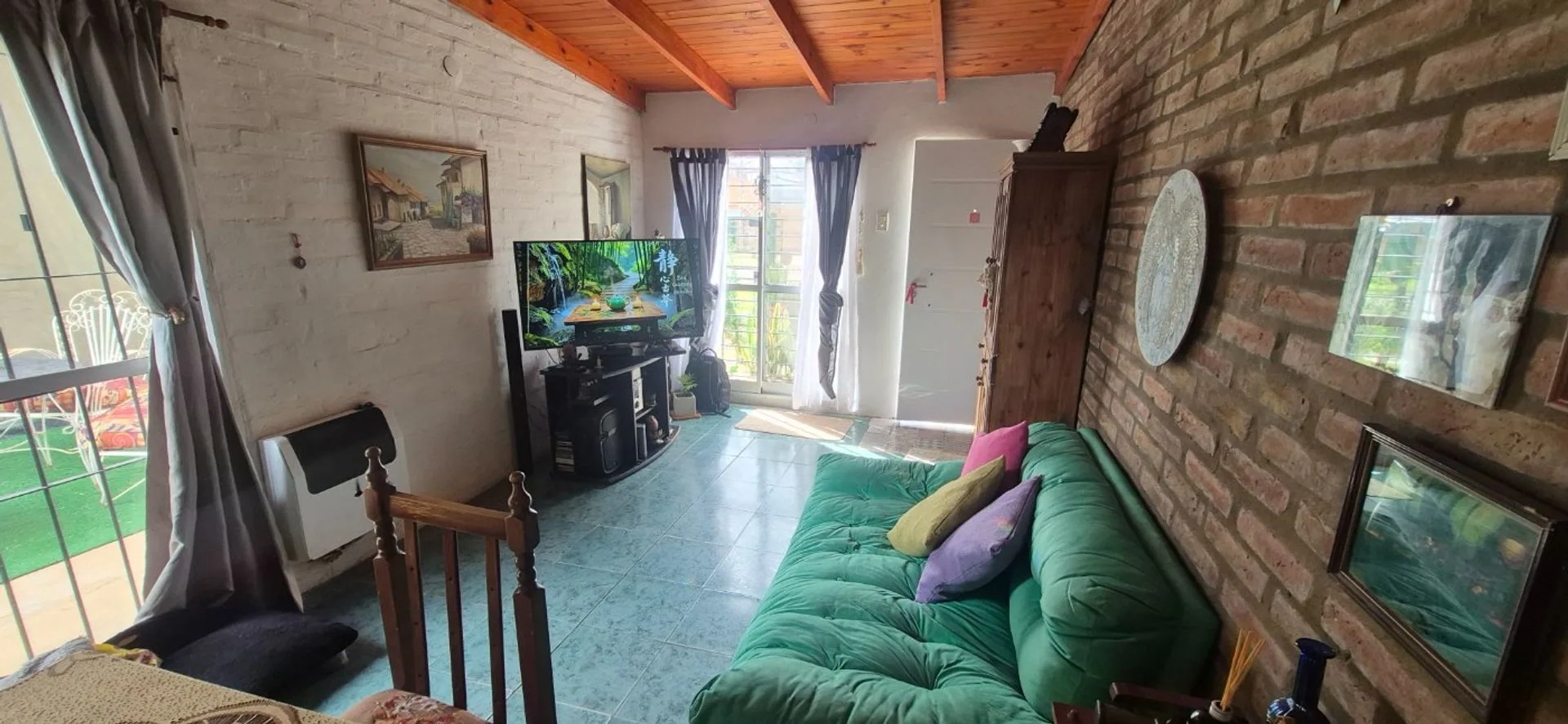 En Venta Casa de 2 dormitorios. Funes foto 4