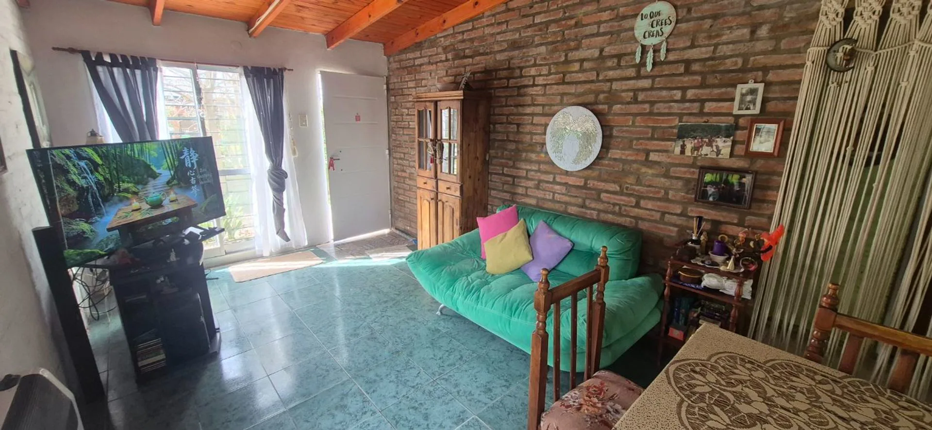 En Venta Casa de 2 dormitorios. Funes foto 5