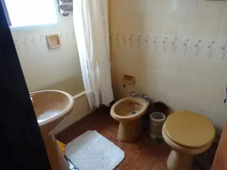 Hermoso departamento en zona centro de Pinamar, con vistas al mar y cochera foto 3