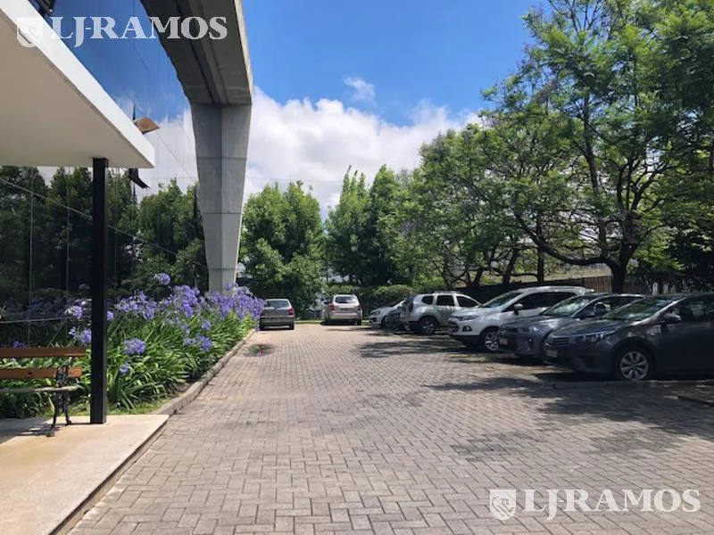 Oficina en alquiler de 217 m2 en Beccar foto 5