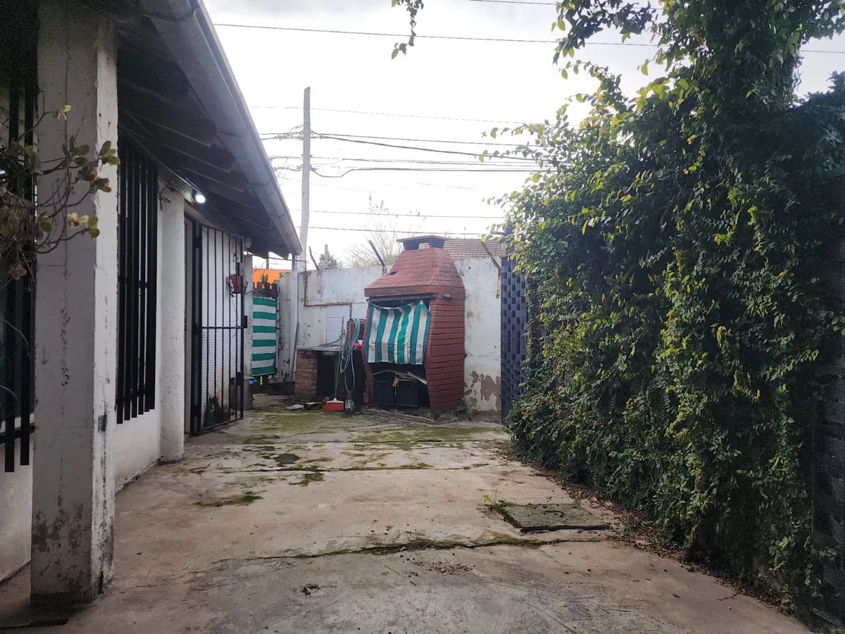 VENTA CASA 3 AMBIENTES COCHERA BOULOGNE SUR MER foto 5