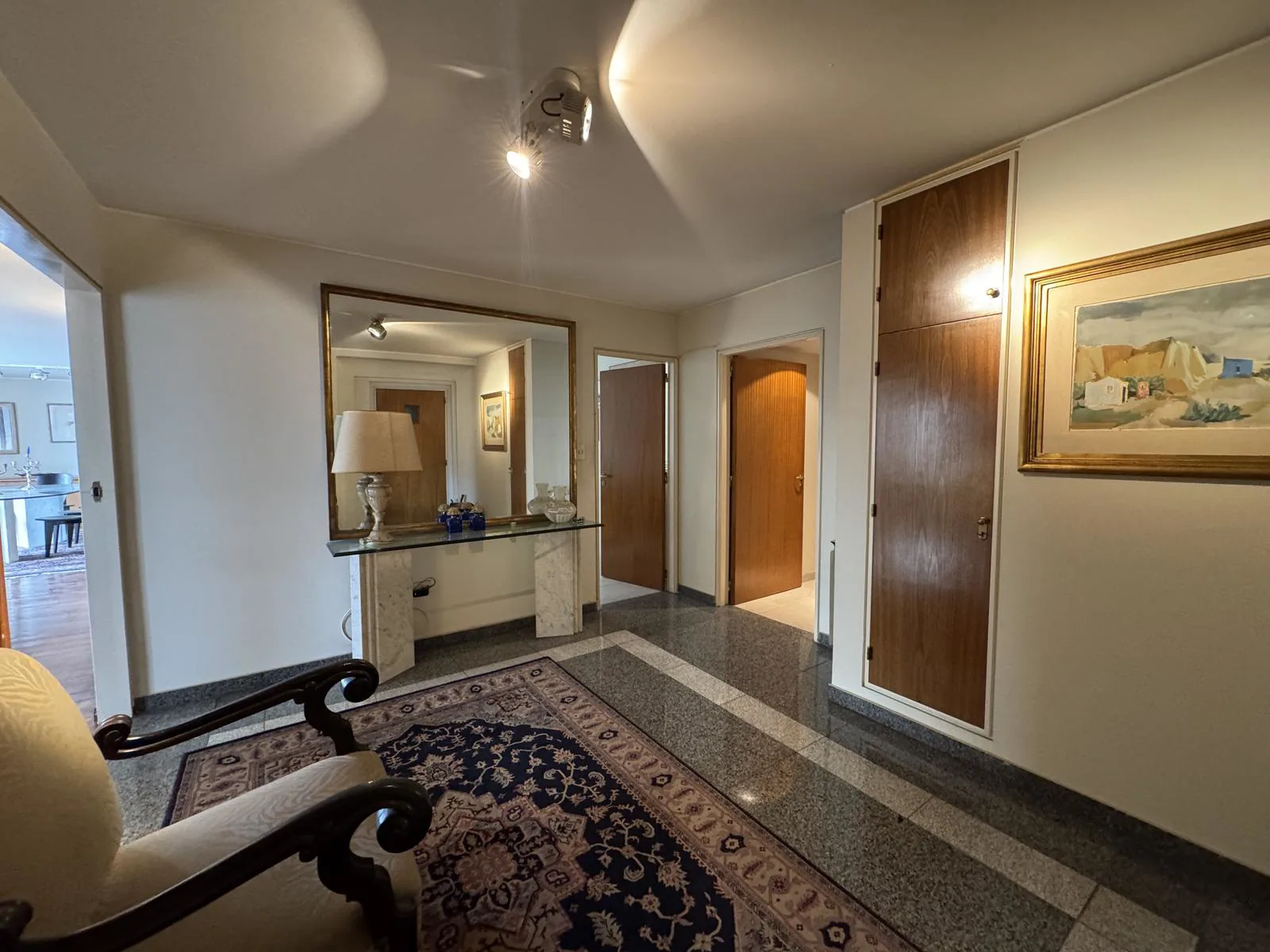 UNICO EN NUEVA CORDOBA Piso exclusivo de 3 dormitorios con 4 cocheras. foto 4