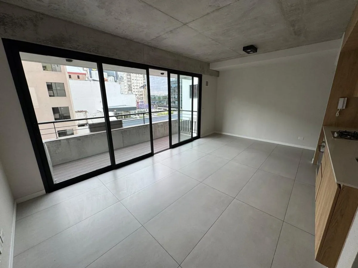 VENTA DEPTO 3 AMB C/COCHERA VICENTE LOPEZ foto 3