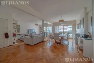 ESPLENDIDO SEMIPISO DE 3 DORMITORIOS RECICLADO CON BALCON TERRAZA EN LA LUCILA foto 1