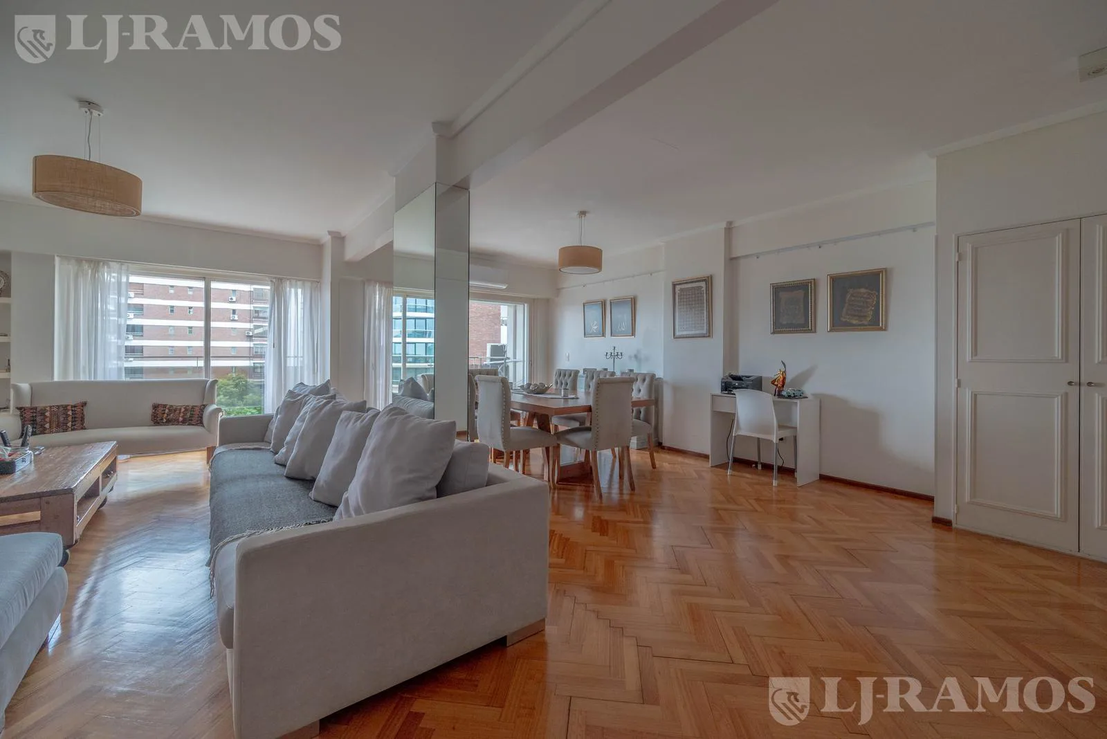 ESPLENDIDO SEMIPISO DE 3 DORMITORIOS RECICLADO CON BALCON TERRAZA EN LA LUCILA foto 4