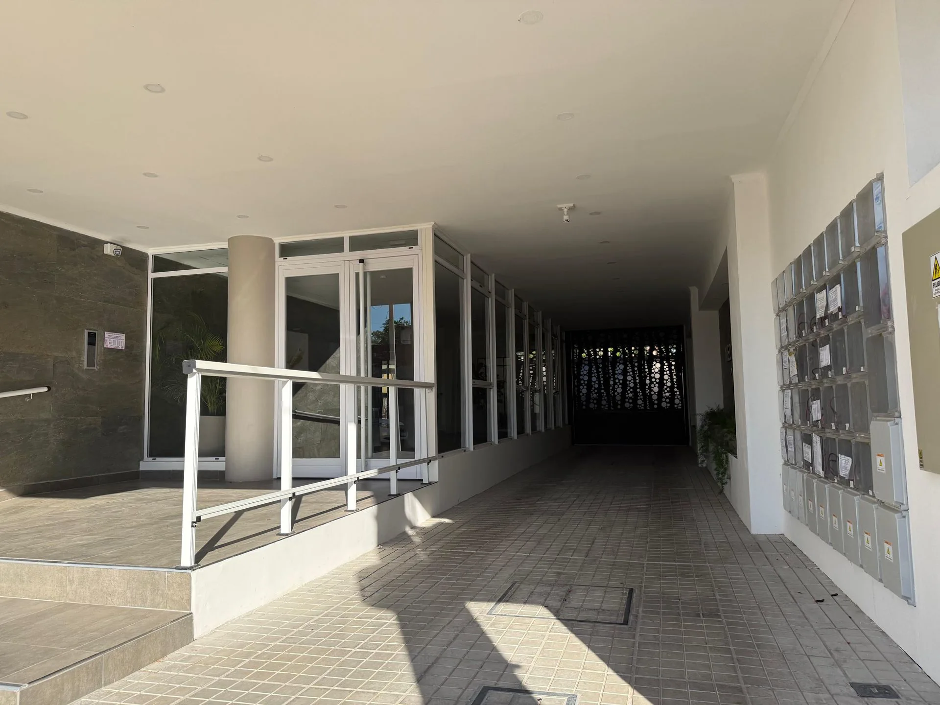 MONOAMBIENTE EN ALQUILER EDIFICIO MEDITERRANEO