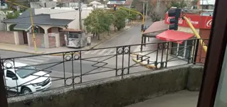Alquiler de departamento en Temperley. Uso comercial o profesional. foto 3