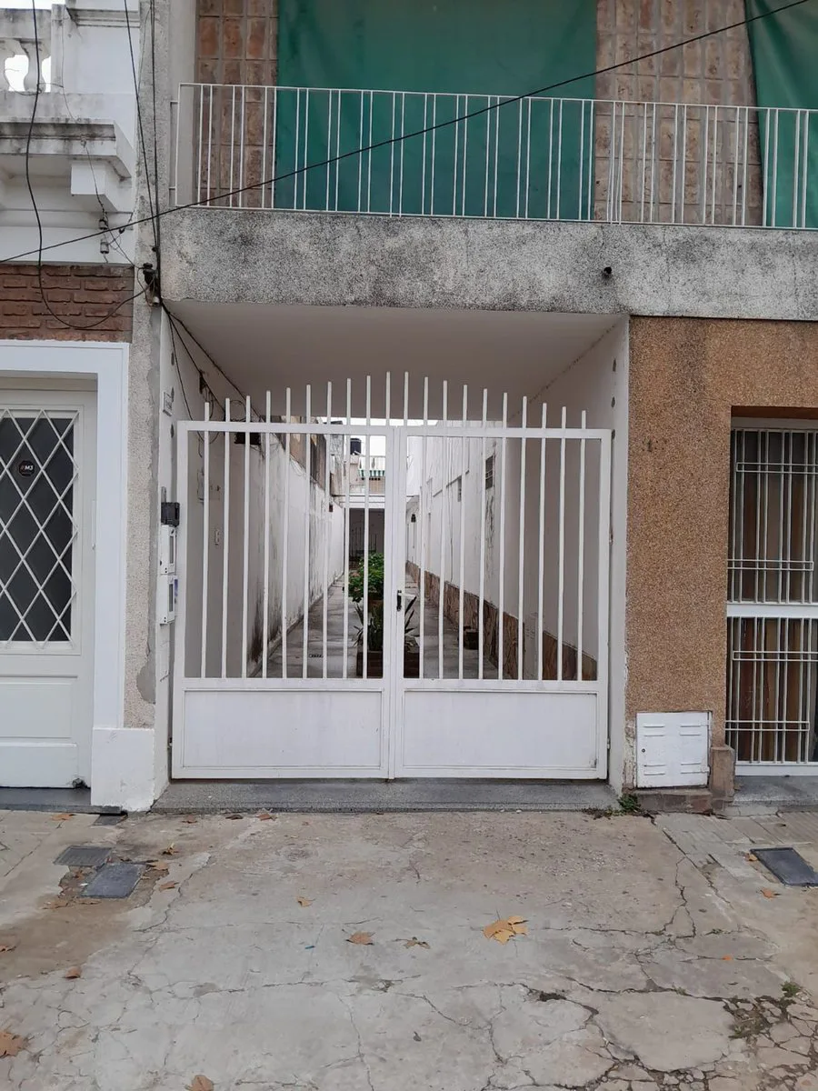 VENTA CASA INTERMA EN BARRIO ARROYITO