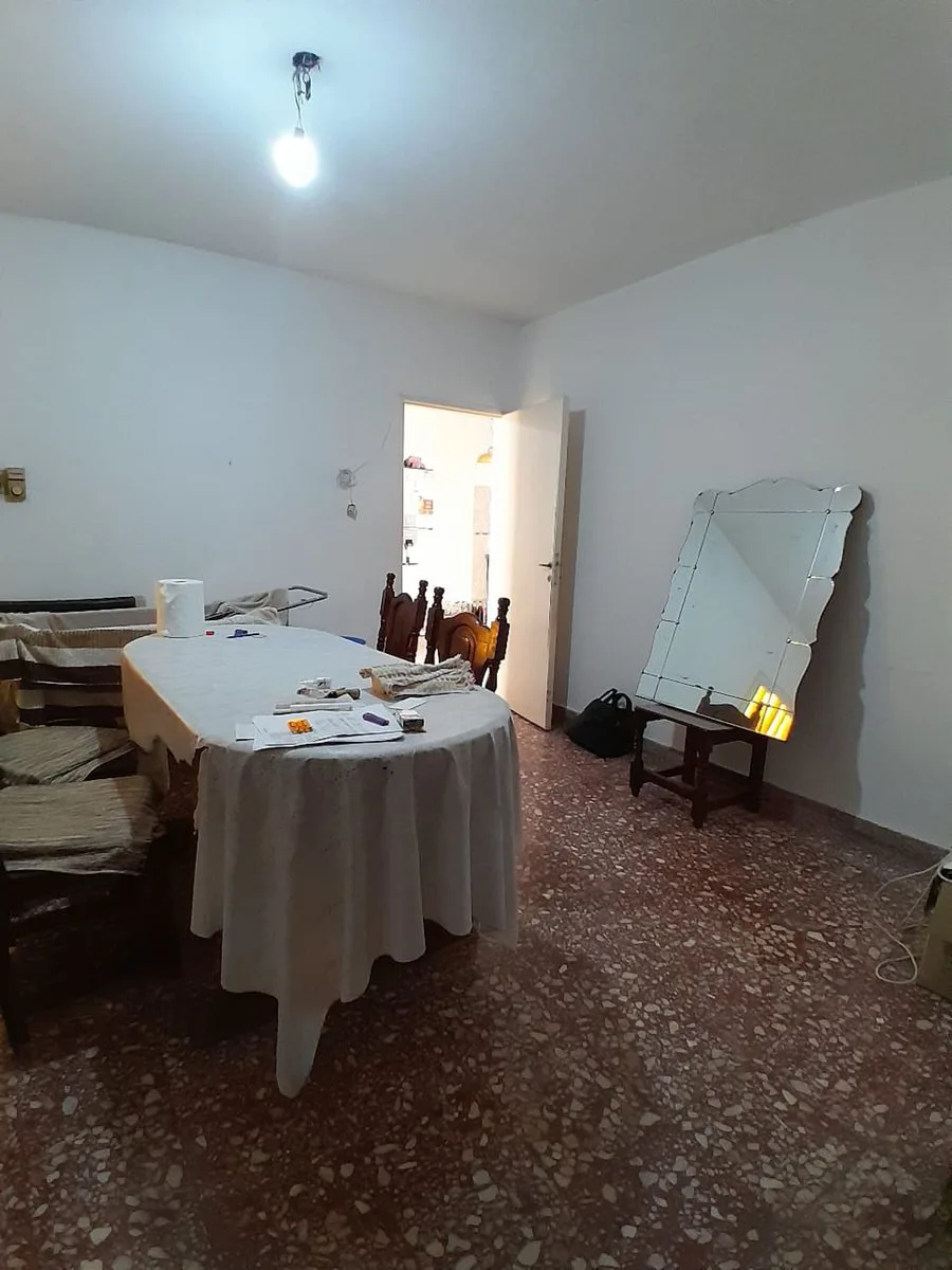 VENTA  CASA INTERMA EN BARRIO  ARROYITO foto 5