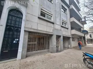 Local en Caballito - Ex clínica foto 2