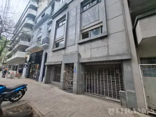 Local en Caballito - Ex clínica foto 5