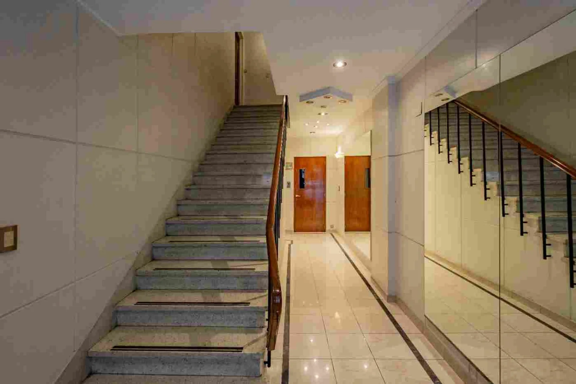 VENTA DEPARTAMENTO 4 AMB + DEPENDENCIA EN RECOLETA foto 5