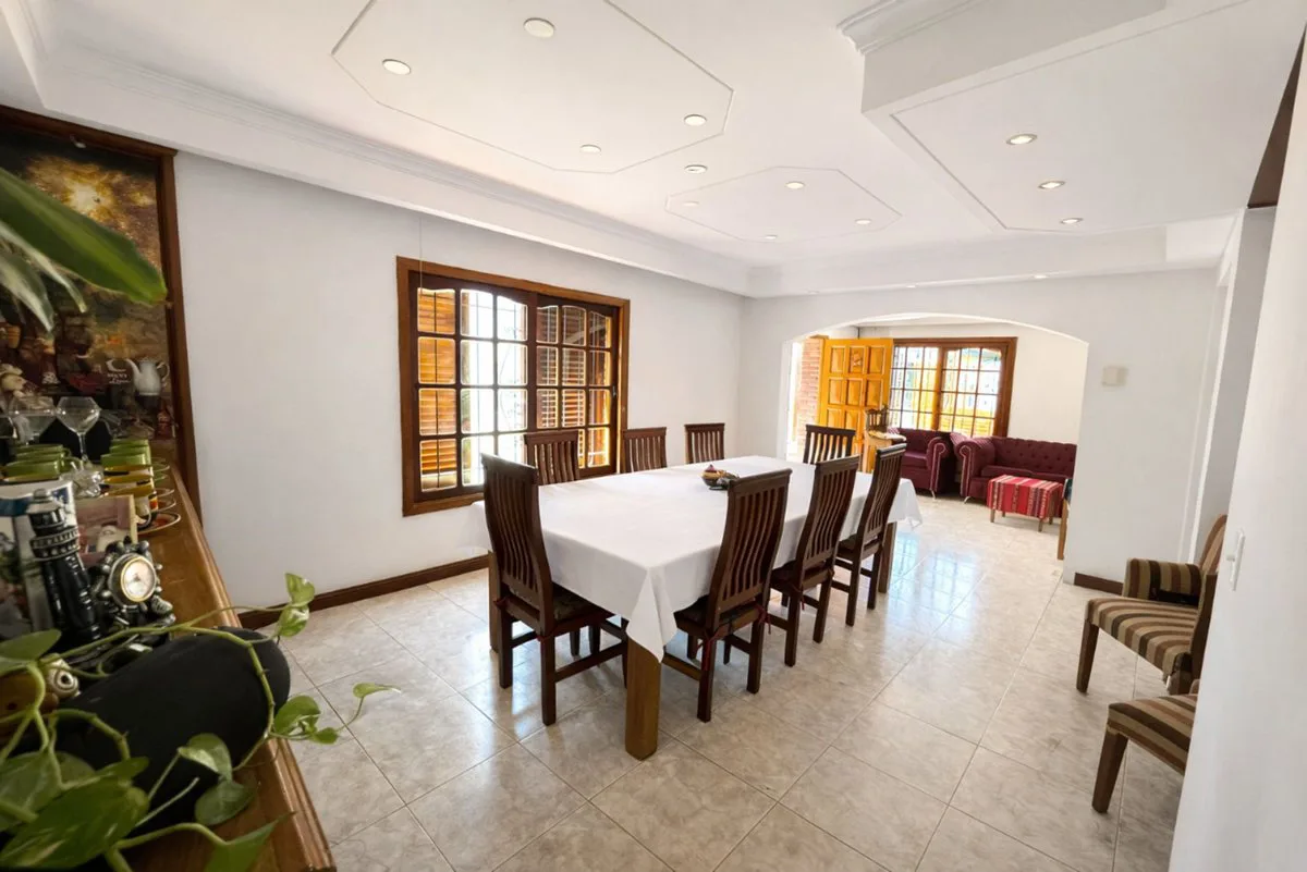VENTA CASA EN PILAR CENTRO CALLE BOLIVAR AL 800 foto 5