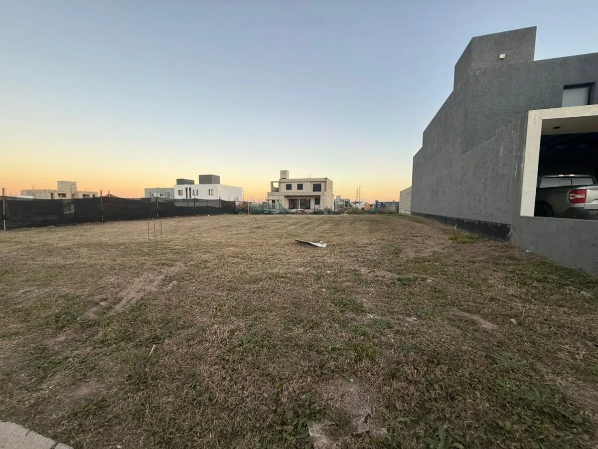 LOTE 360 M2 APTO DUPLEX DOCTA AVENIDA ETAPA 5 GAS foto 2